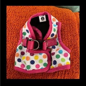 medium sized polka dot harness by pettutt
Made for small dogs